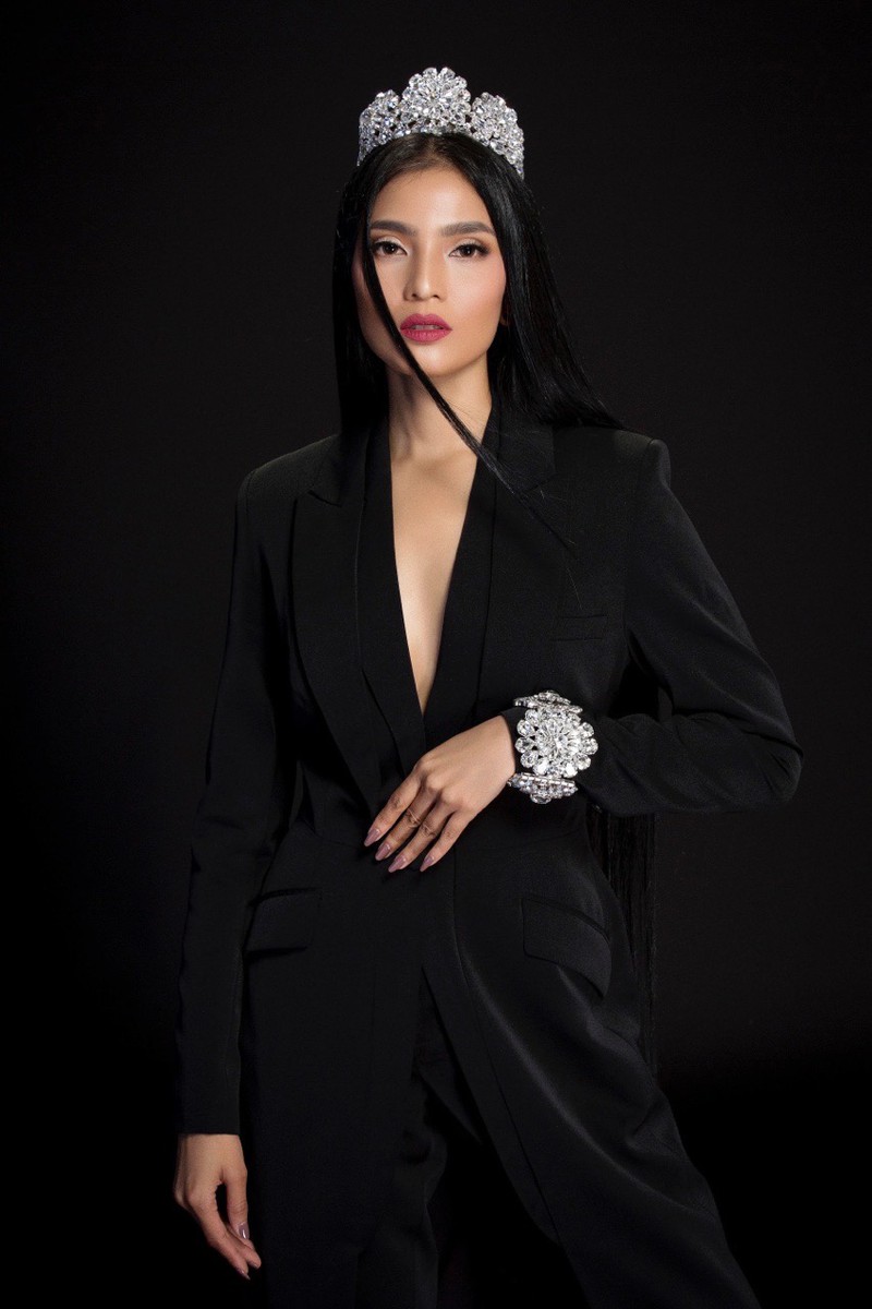 truong thi may don nam moi bang bo anh sac den huyen bi hinh 14