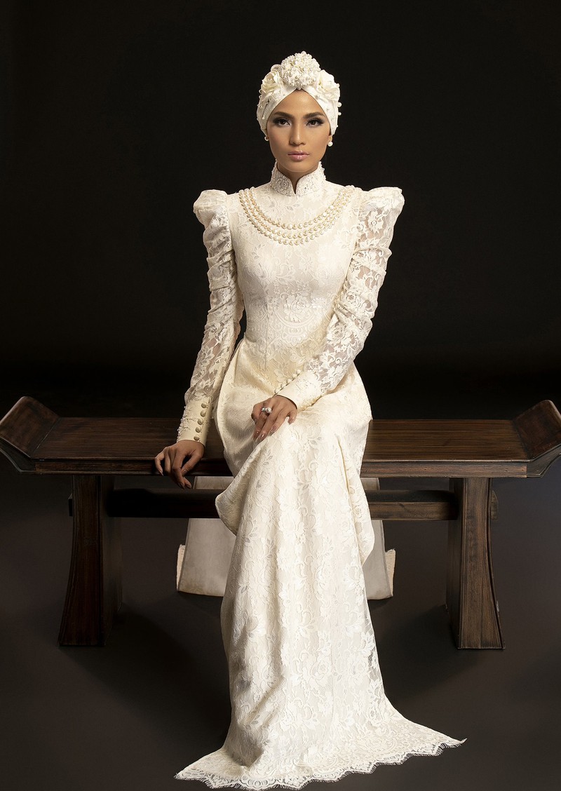 truong thi may dep cuon hut khi dien mot ao dai quan khan turban hinh 4