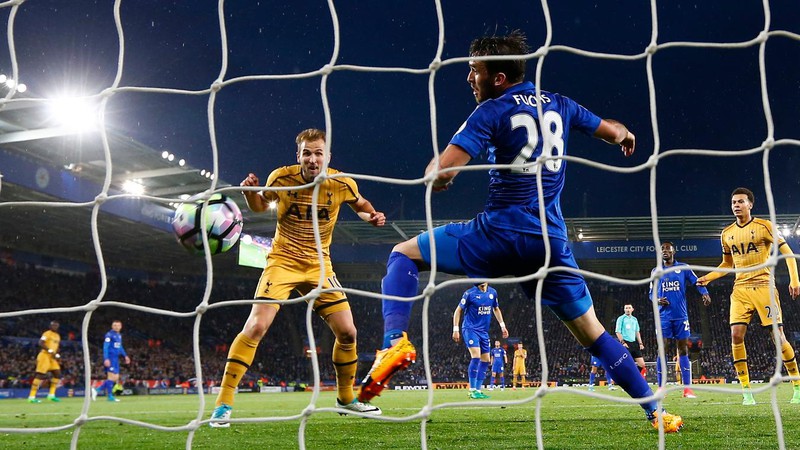 nhung that bai e che cua cac "dai gia" trong lich su premier league hinh 2