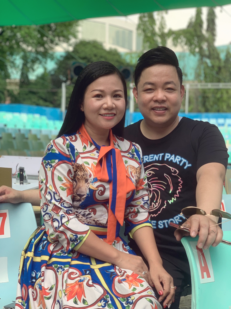 quang le, phuong my chi miet mai tap luyen cho "hat tren que huong 7" hinh 6