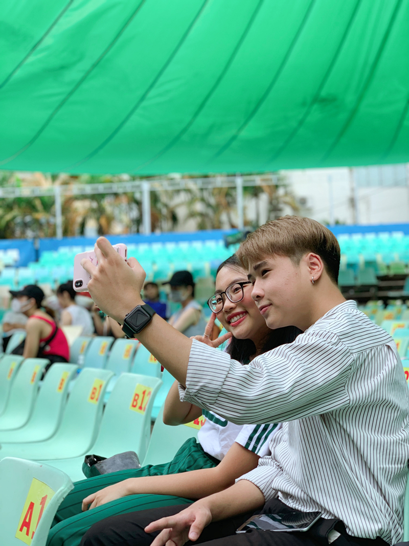 quang le, phuong my chi miet mai tap luyen cho "hat tren que huong 7" hinh 10