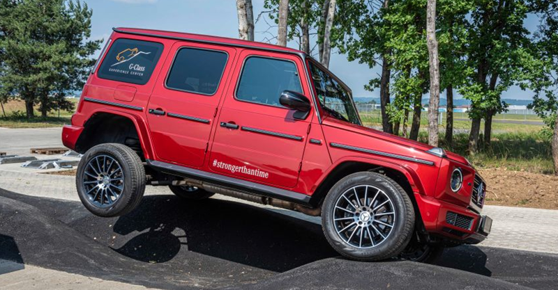 ra mat mercedes g-class phien ban "stronger than time" dac biet hinh 8