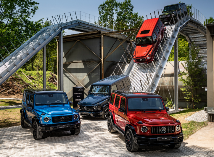 ra mat mercedes g-class phien ban "stronger than time" dac biet hinh 1