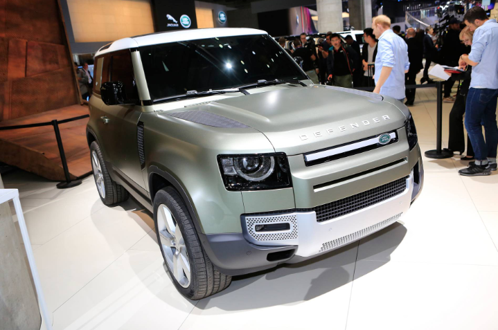land rover defender 2020 chot gia tai my tu 50.925 usd hinh 3