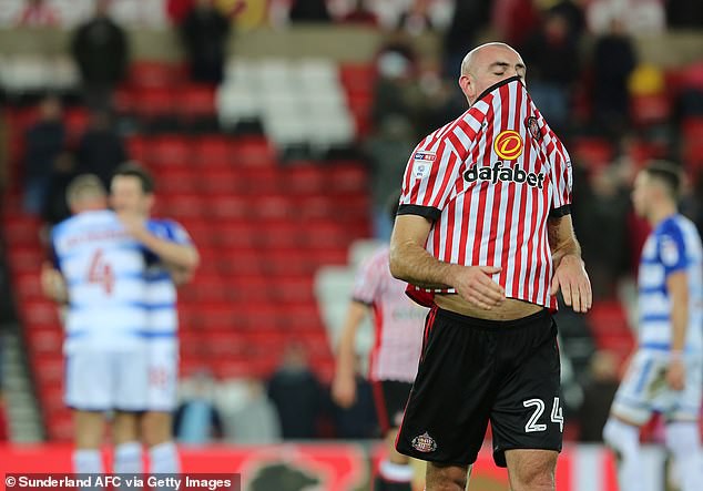 darron gibson va bi kich cua than dong duoc xem la "paul scholes de nhi" hinh 6
