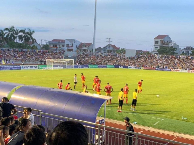truc tiep hagl vs nam dinh: "chu ho bi-rai" khong con duong lui hinh 9