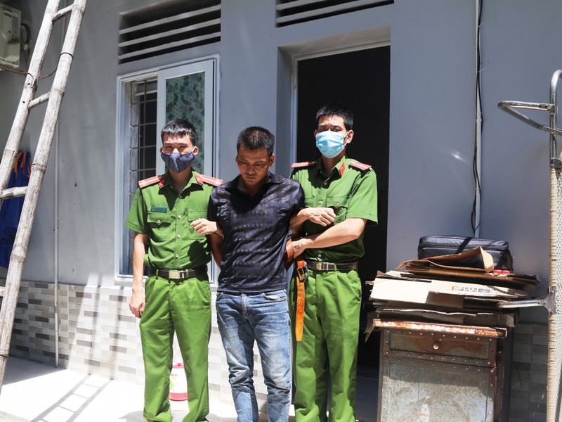 nong 24h: toan canh vu truy tim, giai cuu be trai bi bat coc o bac ninh hinh 9
