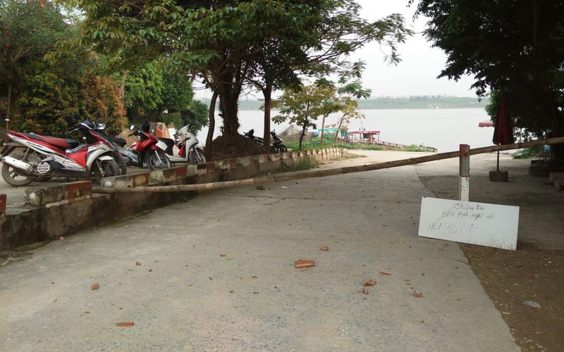 chong dich covid-19: ha noi ngung hoat dong 10 ben do ngang  hinh 1
