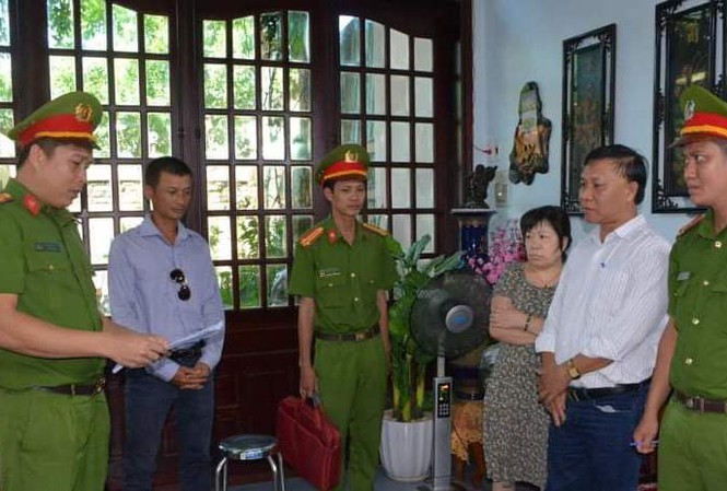 truong, pho phong cua chi cuc thuy san quang nam nhan hoi lo hinh 1