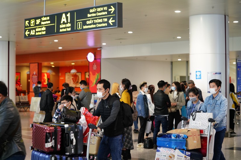 phat hien khach nhiem virus corona, san bay noi bai xu ly the nao? hinh 14