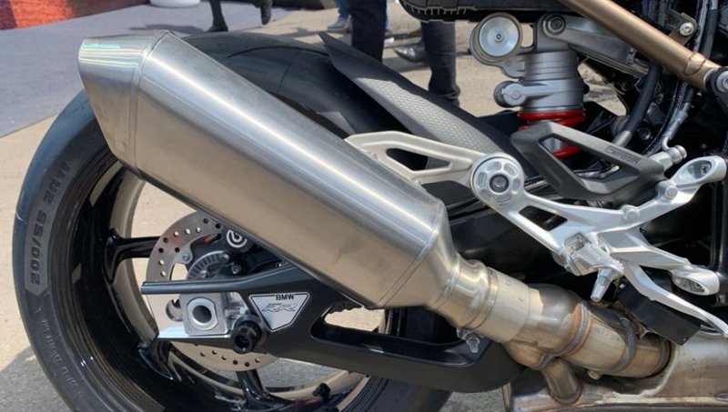 ro ri hinh anh ban phac thao chiec bmw s1000rr supercharged hinh 5