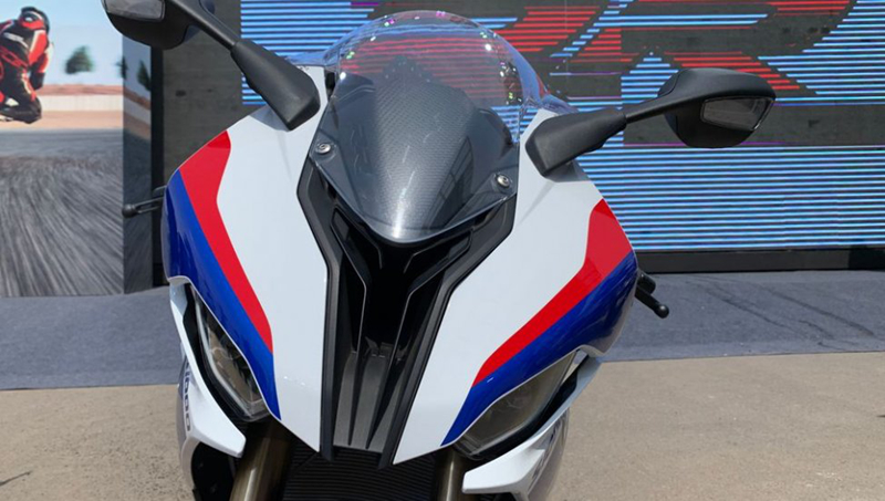 ro ri hinh anh ban phac thao chiec bmw s1000rr supercharged hinh 9