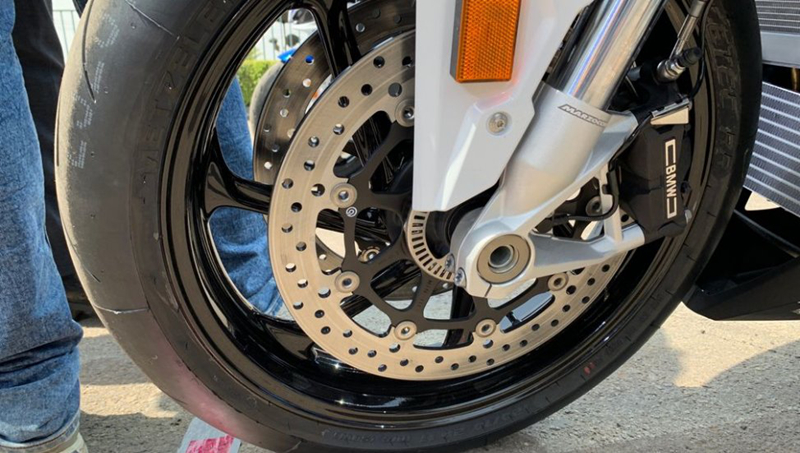 ro ri hinh anh ban phac thao chiec bmw s1000rr supercharged hinh 8