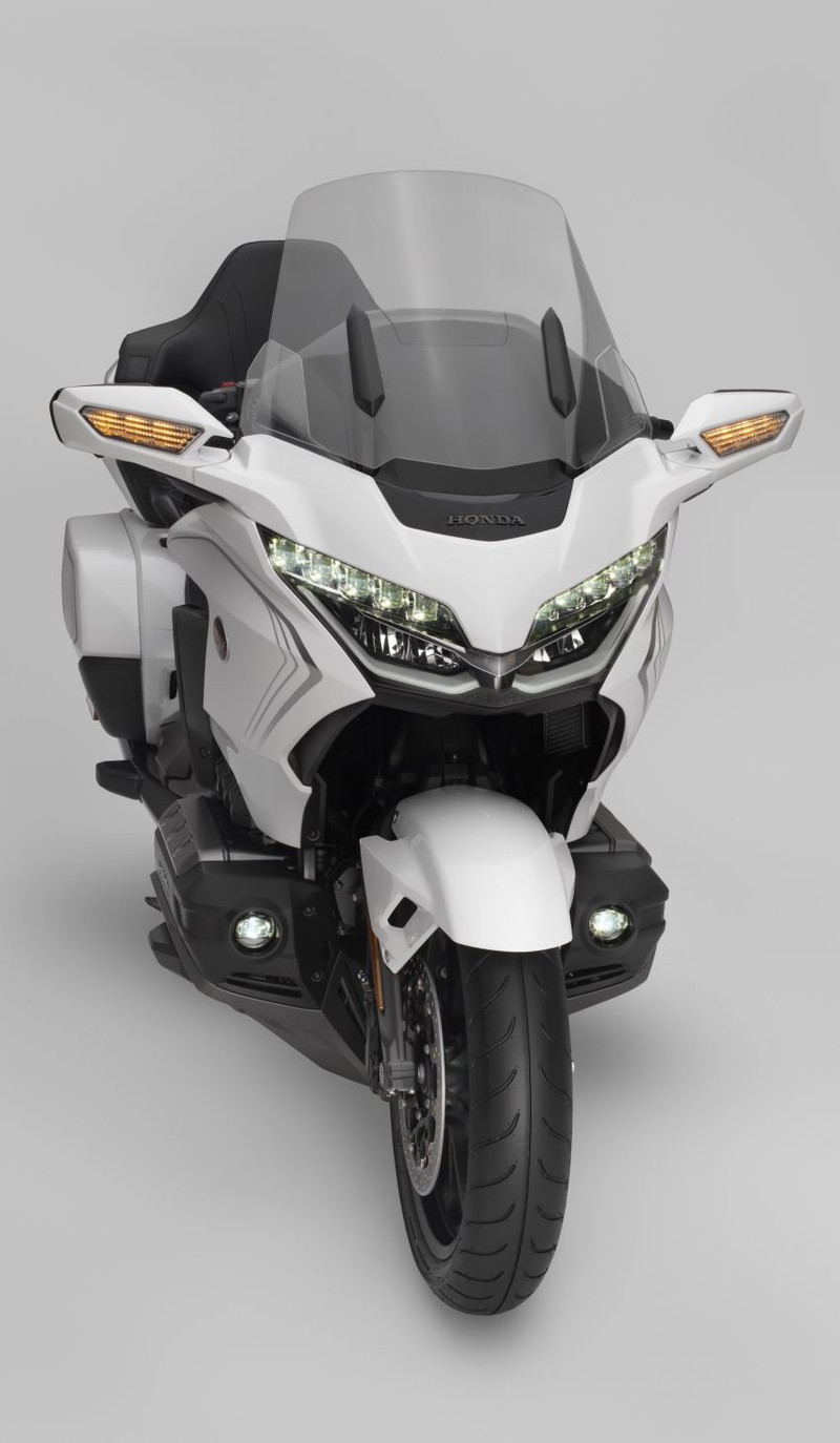 honda gold wing duoc trang bi ket noi android auto hinh 5