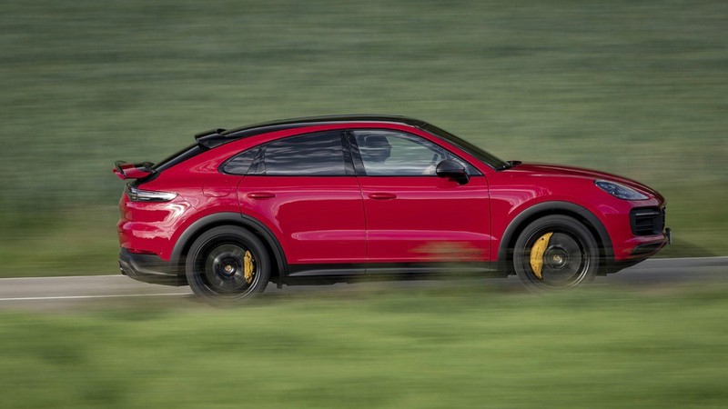 porsche da tao ra am thanh cua cayenne gts coupe nhu the nao? hinh 6