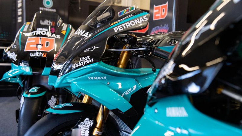 ban sao motogp petronas yamaha srt yzf-r1 2020 hinh 6