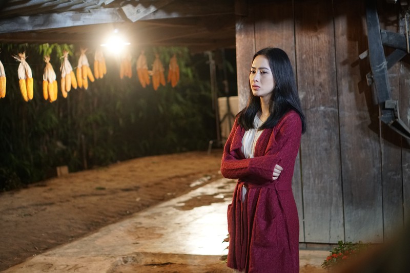 angela phuong trinh hanh phuc nam tay "nguoi tinh"  vo canh  hinh 3