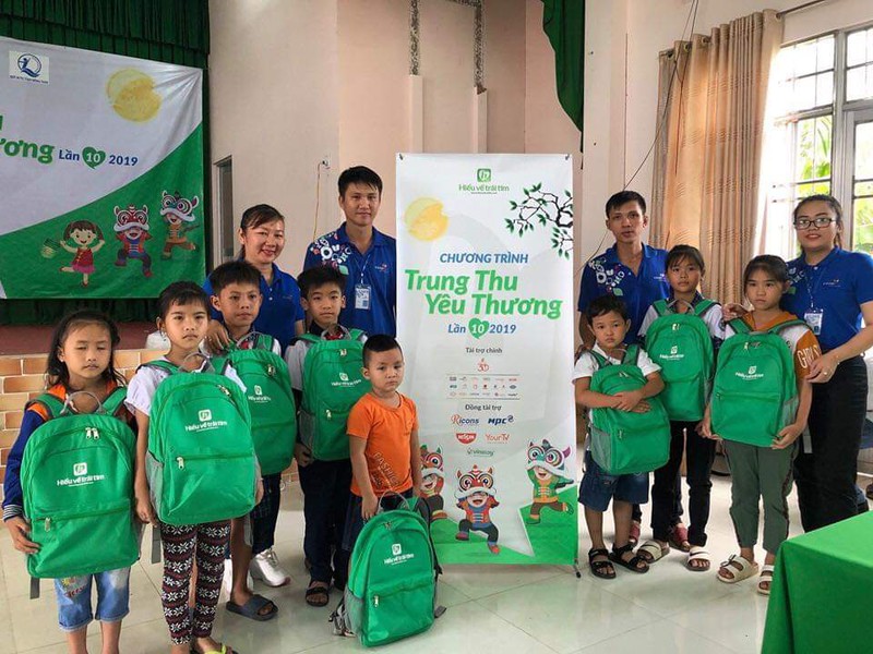 saigon co.op tang qua trung thu cho tre em hinh 2