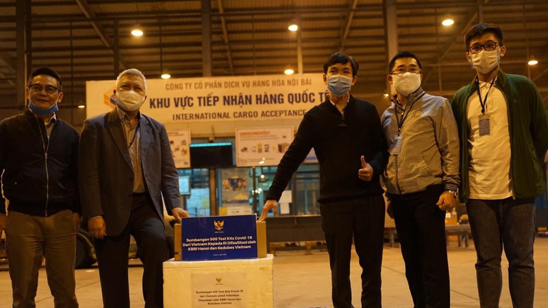 indonesia don nhan bo xet nghiem virus sars-cov-2 tu viet nam hinh 1