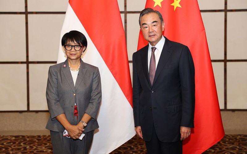 ngoai truong indonesia keu goi trung quoc tuan thu luat phap ve bien dong hinh 1