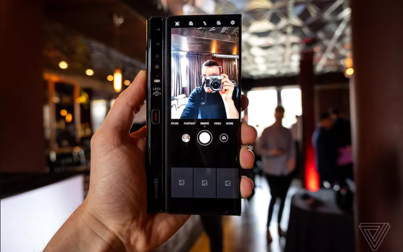 huawei tung ra mau smartphone gap mate xs, "thach thuc" samsung hinh 3