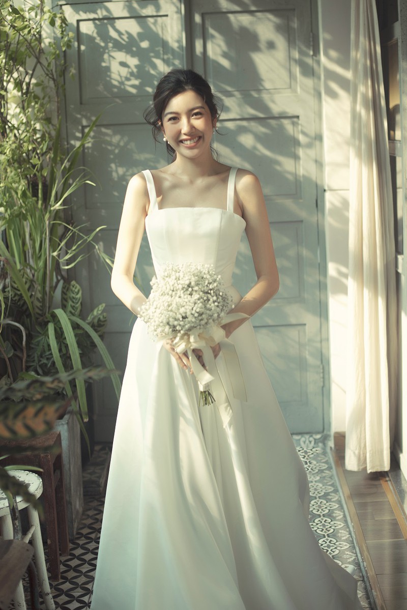 anh cuoi ngot ngao cua a hau thuy van va ban trai dai gia hinh 7