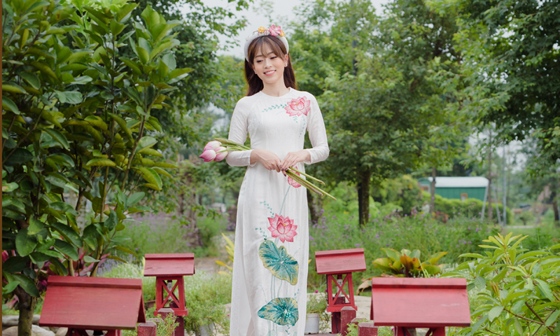 a hau phuong nga do sac voi "nguoi tinh man anh" cua binh an hinh 9