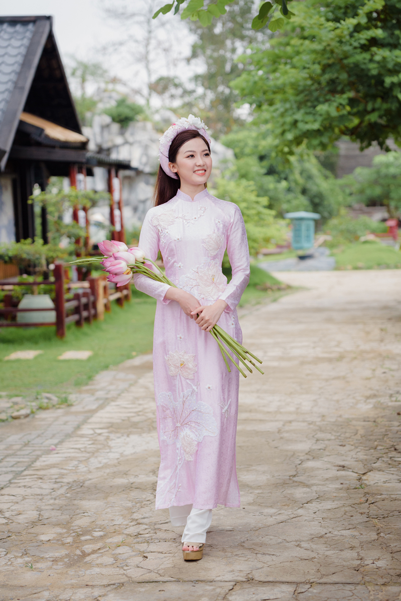 a hau phuong nga do sac voi "nguoi tinh man anh" cua binh an hinh 11