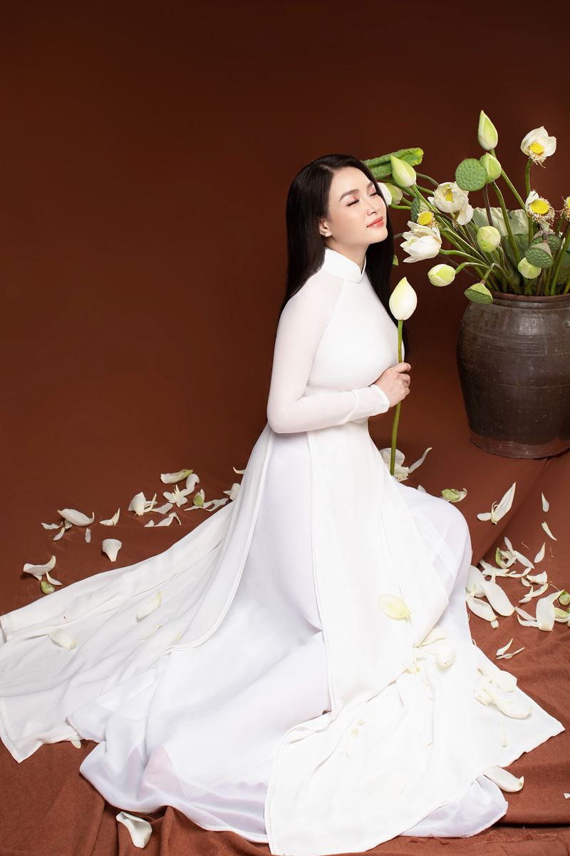 sao mai dinh trang: "toi tung bi co giao day nhac tu choi, duoi ve" hinh 2
