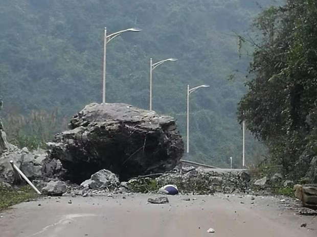 trung quoc: dong dat co do lon 6,4 tai khu tu tri tan cuong hinh 1