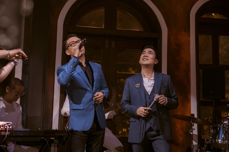 tuan hung - quang ha lam show khong khan gia giua mua covid-19 hinh 4