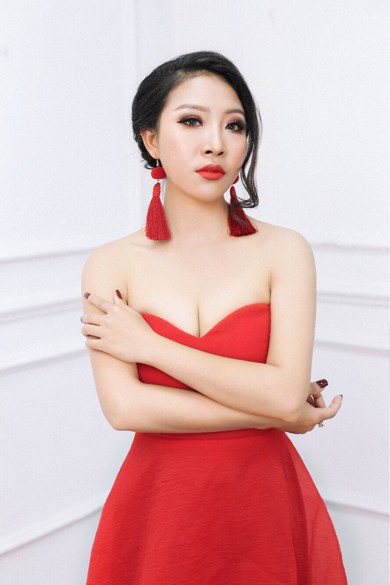 mv xuc dong ve nhung doa hoa trinh nu cua luc luong dan cong hoa tuyen hinh 3