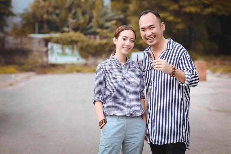 chuyen showbiz: chi pu dien bikini tao bao, khoe vong eo khong mo thua hinh 4