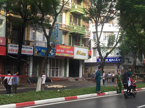 cay do tren pho ha noi, 1 nguoi tu vong hinh 1