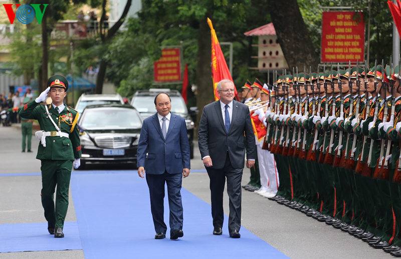 thu tuong australia tham benh vien da chien cap 2 cua viet nam hinh 1