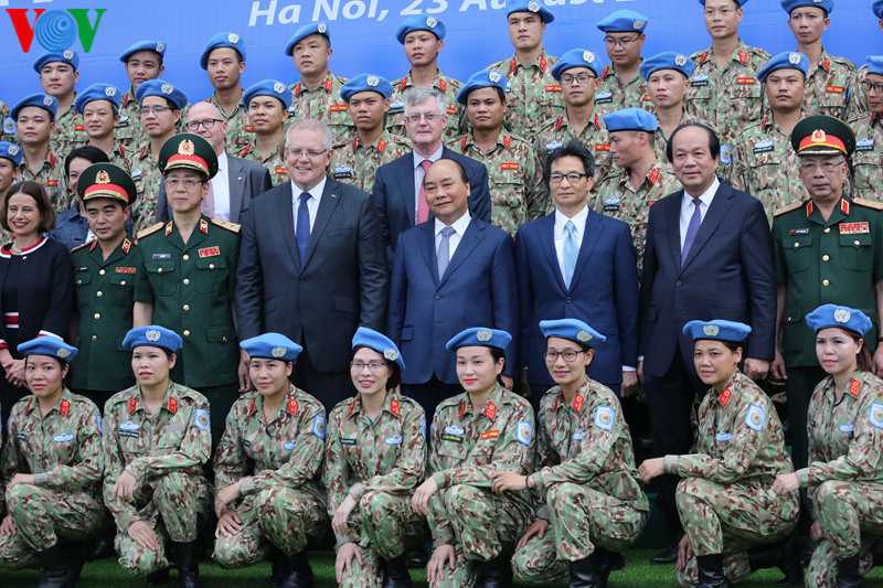 thu tuong australia tham benh vien da chien cap 2 cua viet nam hinh 9