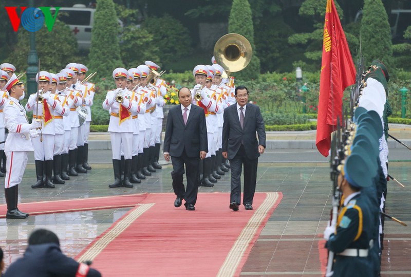 thu tuong nguyen xuan phuc chu tri le don thu tuong campuchia hun sen hinh 3