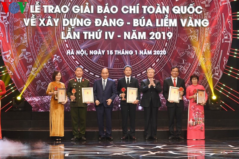 toan canh le trao giai bua liem vang 2019 hinh 12