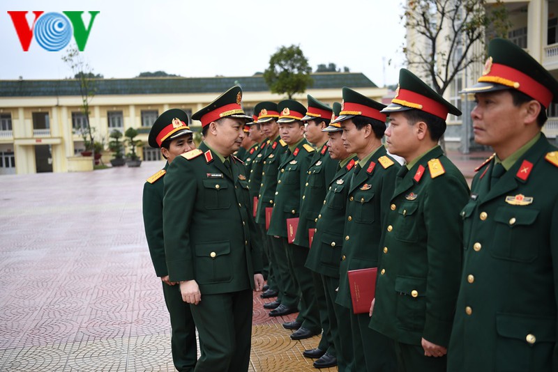 can canh noi cach ly nhung nguoi ve tu tam dich virus corona ve nuoc hinh 9