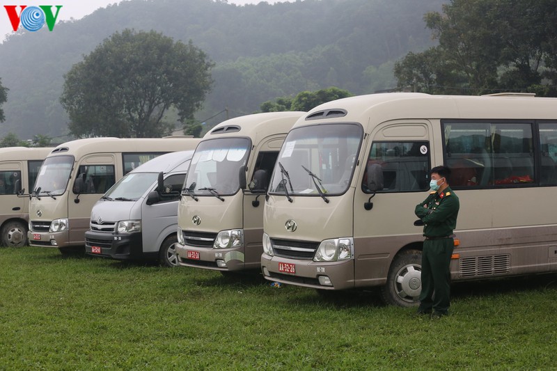 anh: niem vui ngay hoan thanh cach ly phong chong covid-19 hinh 11