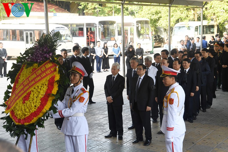 thu tuong, chu tich qh cung lanh dao dang, nha nuoc du le tang ong vu mao hinh 2