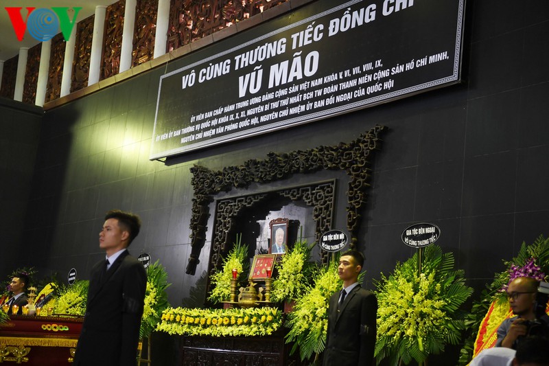 thu tuong, chu tich qh cung lanh dao dang, nha nuoc du le tang ong vu mao hinh 8