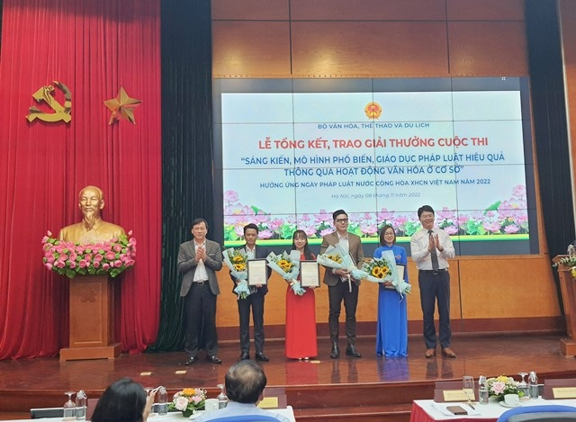 Đôn đốc tham gia Cuộc thi viết Sáng kiến mô hình giải pháp trong công  tác phổ biến giáo dục pháp luật