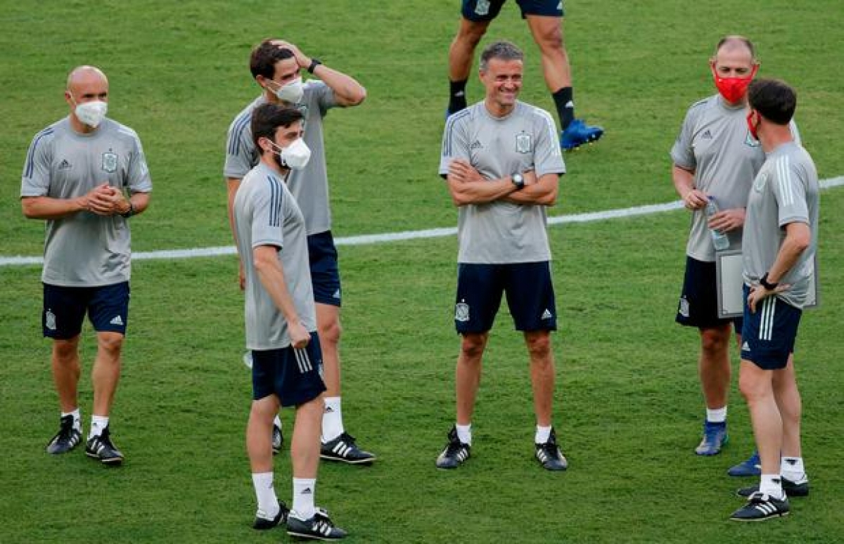 Luis Enrique hiểu đây là thời điểm 