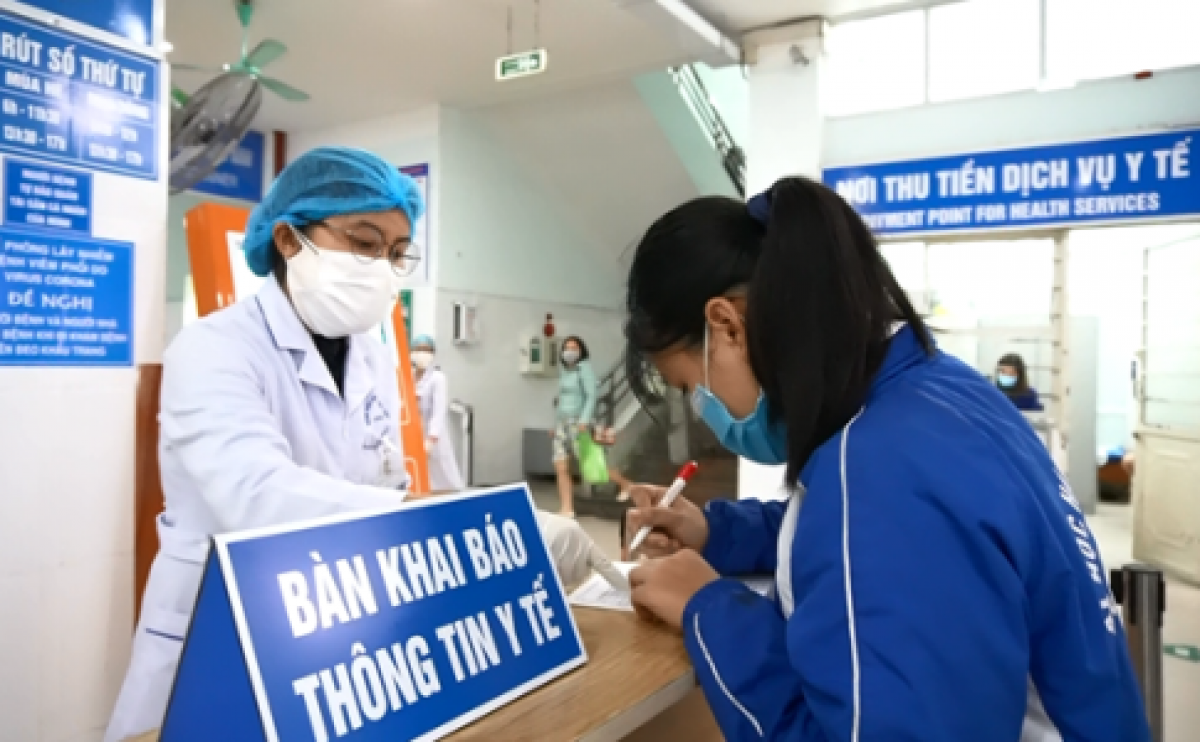 Thủ tục thanh toán bằng thẻ BHYT ngày càng thuận lợi