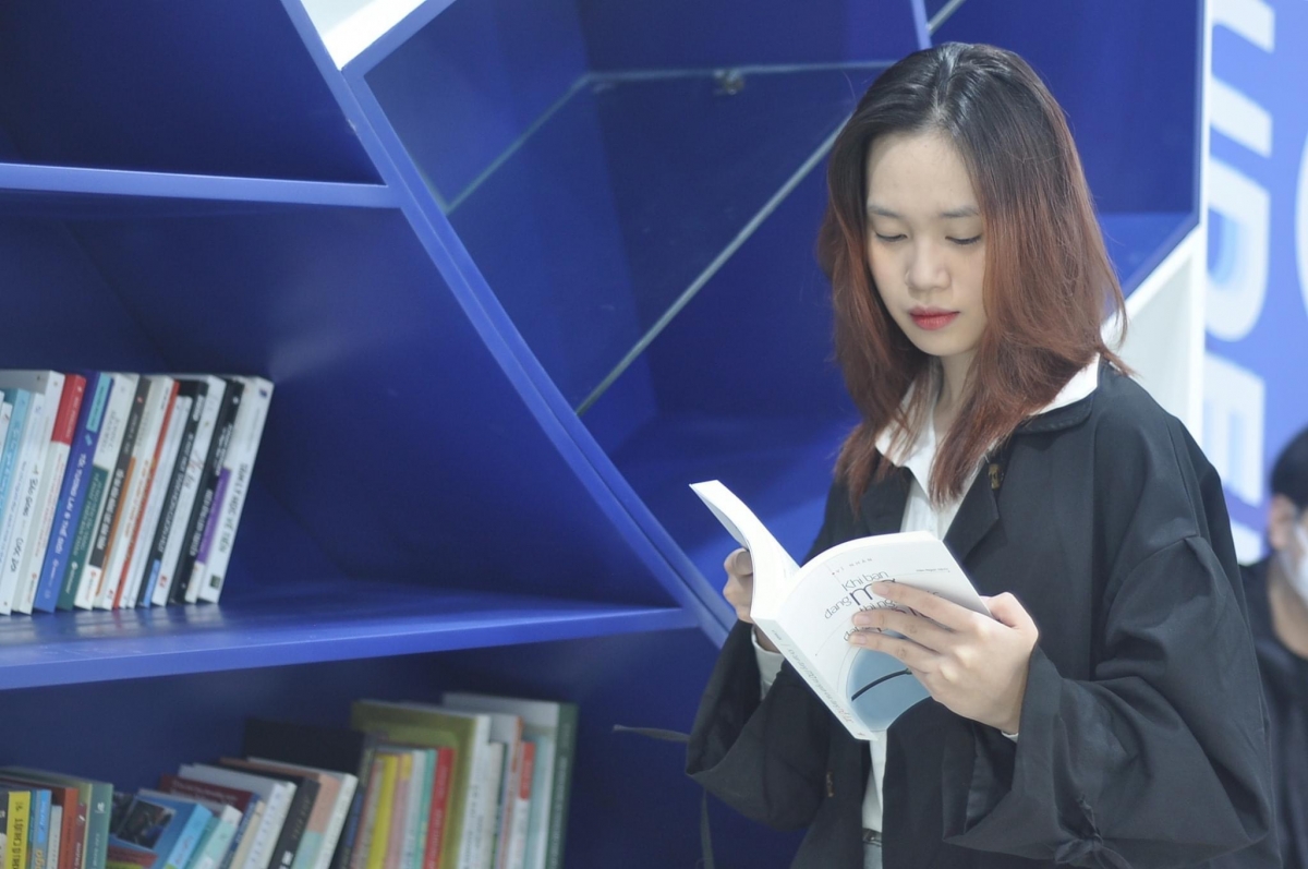 Hoàng Nhật Linh - Sinh viên K 65 Khoa kinh tế, Trường Đại học Xây dựng Hà Nội 