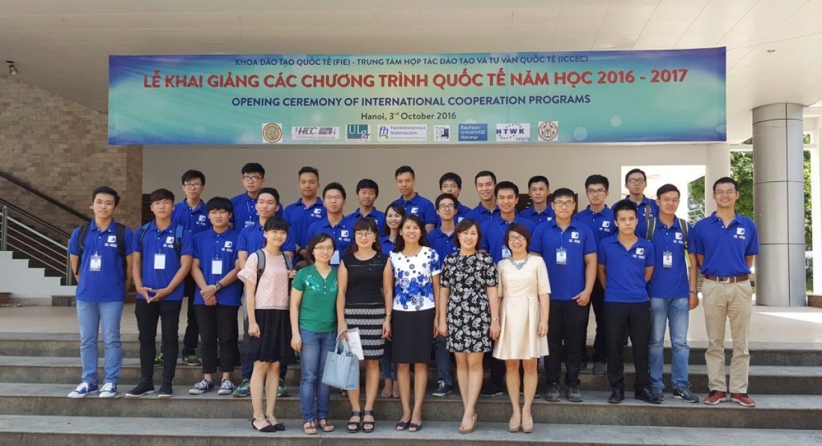 Nhiều chương trình đào tạo quốc tế đã mở ra những cơ hội học tập cho sinh viên Đại học Xây dựng Hà Nội 