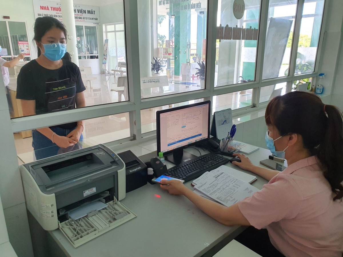 Có thể dùng phần mềm VssID thay thẻ BHYT khi đi khám chữa bệnh