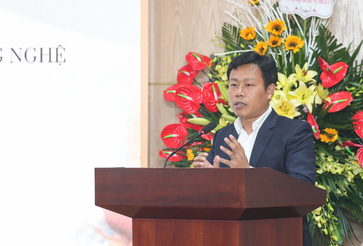 GSTS Lê Quân - Giám đốc Đại học quốc gia Hà Nội phát biểu tại Hội thảo  