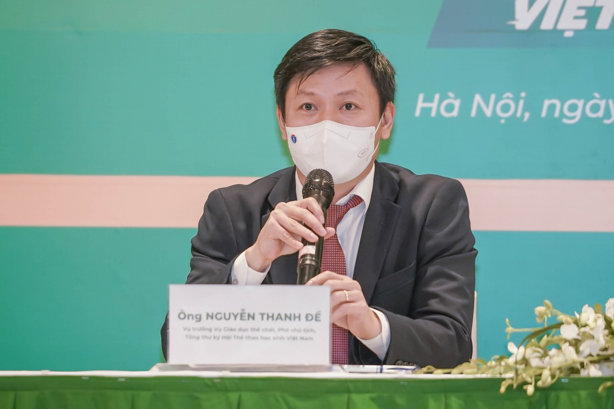 Ông Nguyễn Thanh Đề, Vụ trưởng Vụ Giáo dục thể chất -
Phó Chủ tịch,Tổng Thư ký Hội Thể thao học sinh Việt Nam